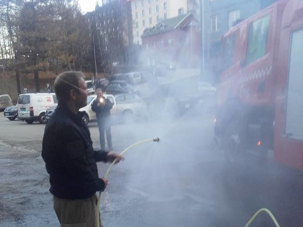 Varme og Bad Narvik Demonstrasjon av vanntåkeanlegg